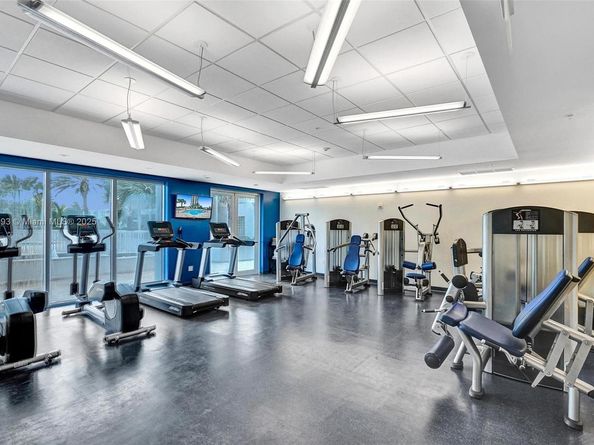 19400 Turnberry Way 1012, Aventura FL 33180