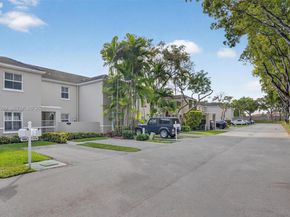 7110 SW 54th St, Miami FL 33155