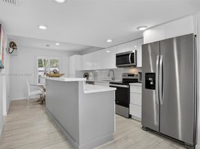 7110 SW 54th St, Miami FL 33155