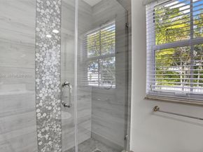 7110 SW 54th St, Miami FL 33155