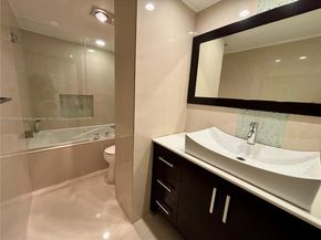 4400 Hillcrest Dr 617B, Hollywood FL 33021