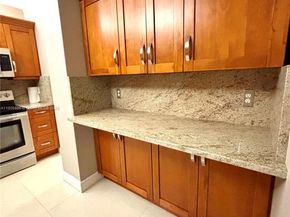 4400 Hillcrest Dr 617B, Hollywood FL 33021