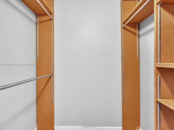 4400 Hillcrest Dr 617B, Hollywood FL 33021