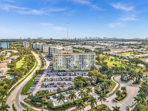 4400 Hillcrest Dr 617B, Hollywood FL 33021