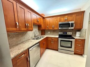 4400 Hillcrest Dr 617B, Hollywood FL 33021