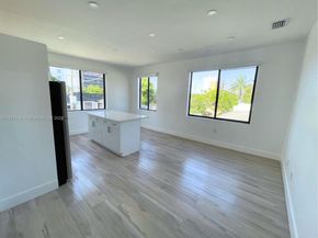 1376 NW 35th St, Miami FL 33142