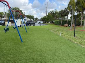 15022 SW 127th Pl, Miami FL 33186