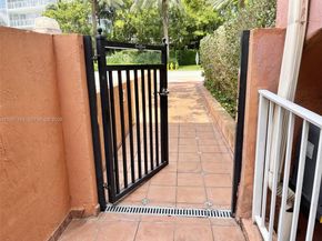 9008 Collins Ave 402, Surfside FL 33154