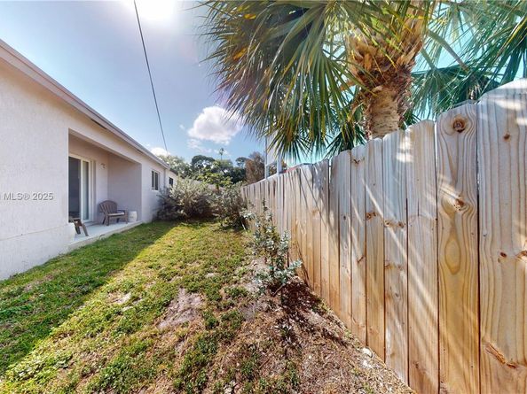 1505 SW 27th Ct, Fort Lauderdale FL 33315