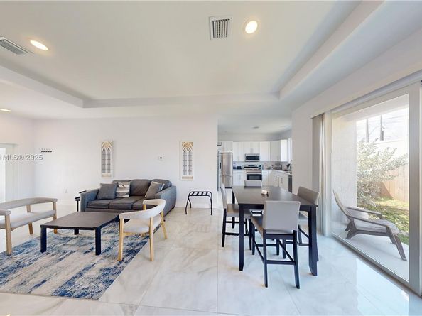 1505 SW 27th Ct, Fort Lauderdale FL 33315