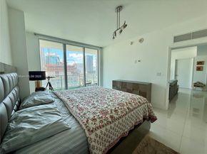 92 SW 3rd St 1104, Miami FL 33130