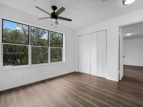 3340 N Pinewalk Dr N 1527, Margate FL 33063