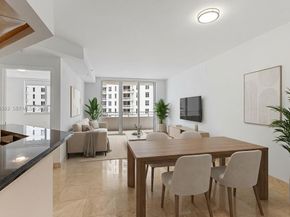 801 Brickell Key Blvd 1005, Miami FL 33131