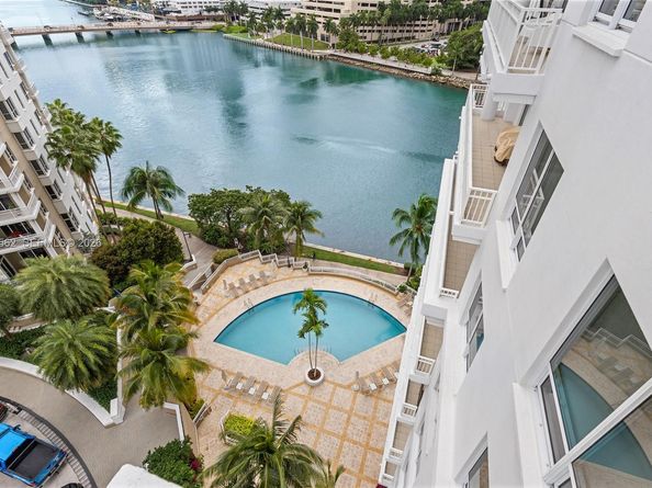801 Brickell Key Blvd 1005, Miami FL 33131