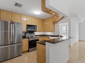 801 Brickell Key Blvd 1005, Miami FL 33131