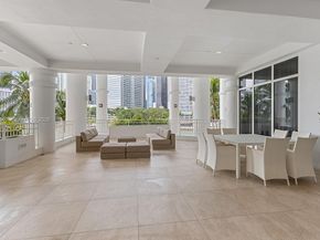 801 Brickell Key Blvd 1005, Miami FL 33131