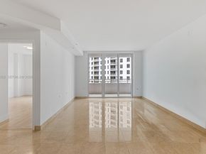 801 Brickell Key Blvd 1005, Miami FL 33131