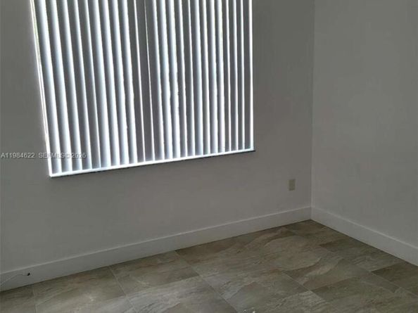 2451 Centergate Dr 301, Miramar FL 33025