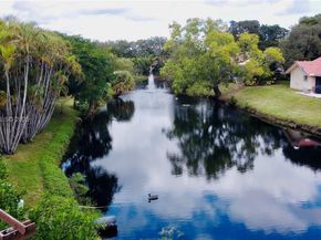 2047 SW 36th Ave, Delray Beach FL 33445