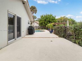 2047 SW 36th Ave, Delray Beach FL 33445