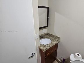 8660 SW 14th St, Pembroke Pines FL 33025