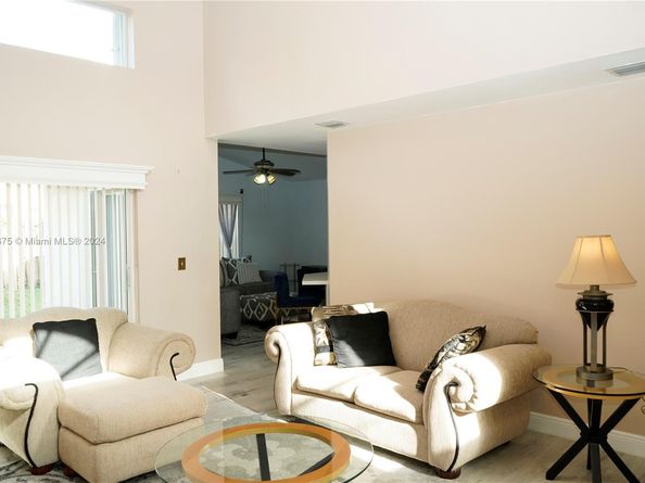 2473 SW 162nd Ave, Miramar FL 33027