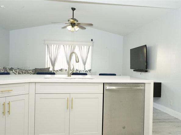 2473 SW 162nd Ave, Miramar FL 33027