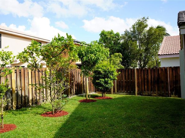 2473 SW 162nd Ave, Miramar FL 33027