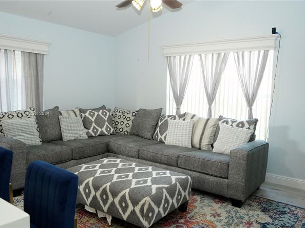 2473 SW 162nd Ave, Miramar FL 33027