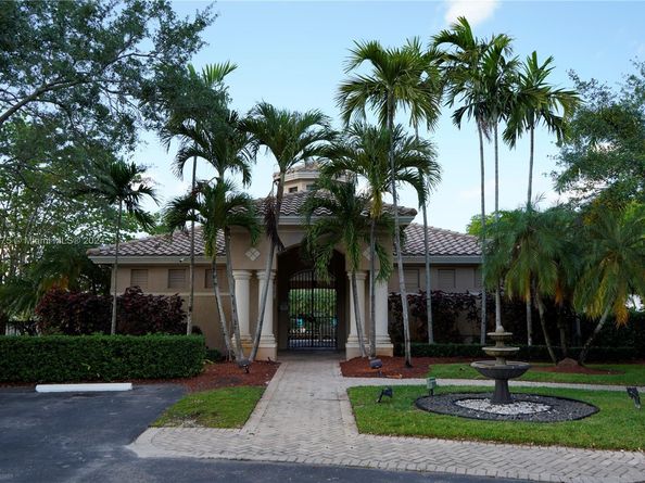 2473 SW 162nd Ave, Miramar FL 33027