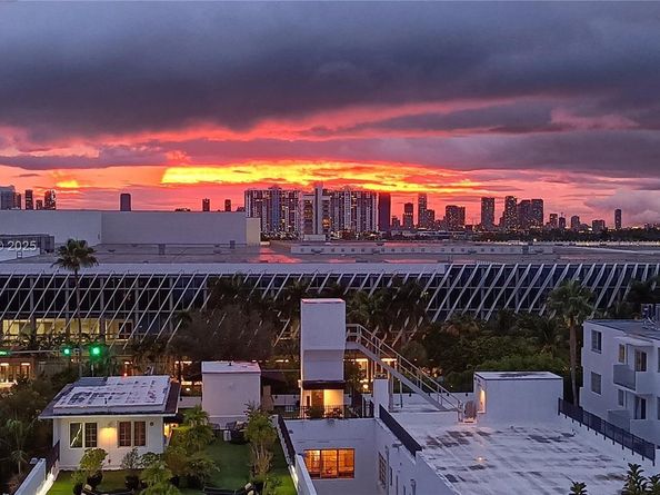 245 18th St 902, Miami Beach FL 33139