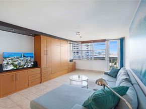 245 18th St 902, Miami Beach FL 33139