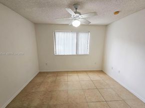 2033 SE 10th Ave 614, Fort Lauderdale FL 33316