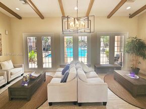 2033 SE 10th Ave 614, Fort Lauderdale FL 33316