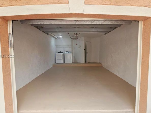 2033 SE 10th Ave 614, Fort Lauderdale FL 33316