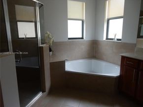 11455 NW 88th Ln, Doral FL 33178