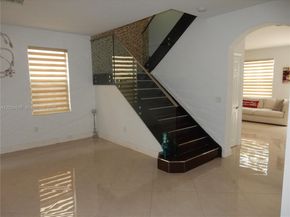 11455 NW 88th Ln, Doral FL 33178