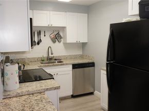 3710 N Pine Island Rd 320, Sunrise FL 33351