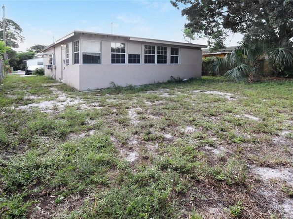 723 NW 15th Way, Fort Lauderdale FL 33311