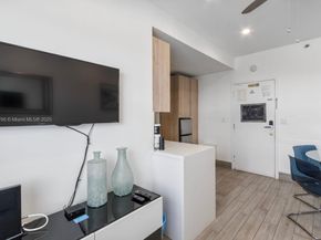 335 Ocean Dr 122, Miami Beach FL 33139