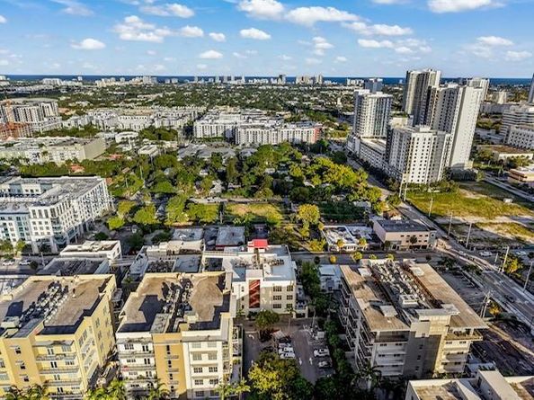 425 N Andrews Ave 406, Fort Lauderdale FL 33301