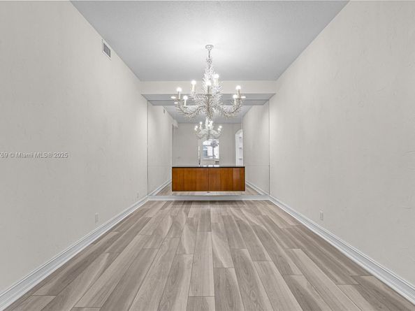 123 Palm Bay Ter B, Palm Beach Gardens FL 33418