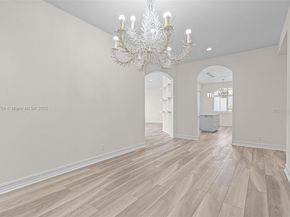 123 Palm Bay Ter B, Palm Beach Gardens FL 33418