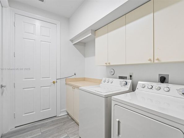 123 Palm Bay Ter B, Palm Beach Gardens FL 33418
