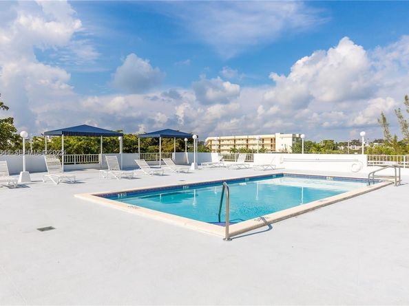 6900 Bay Dr 7A, Miami Beach FL 33141