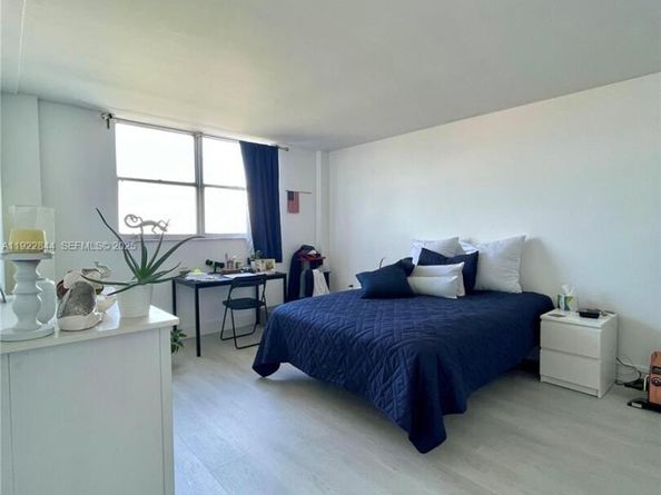 6900 Bay Dr 7A, Miami Beach FL 33141