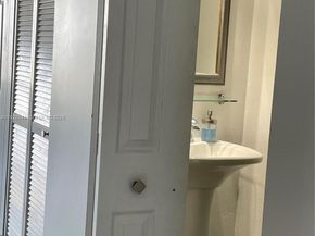 6900 Bay Dr 7A, Miami Beach FL 33141