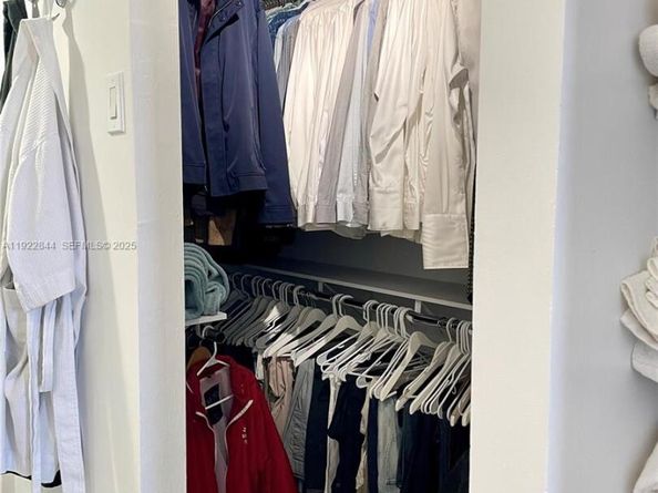 6900 Bay Dr 7A, Miami Beach FL 33141