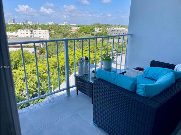 6900 Bay Dr 7A, Miami Beach FL 33141