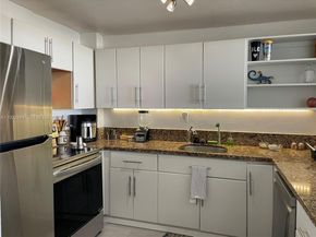 6900 Bay Dr 7A, Miami Beach FL 33141